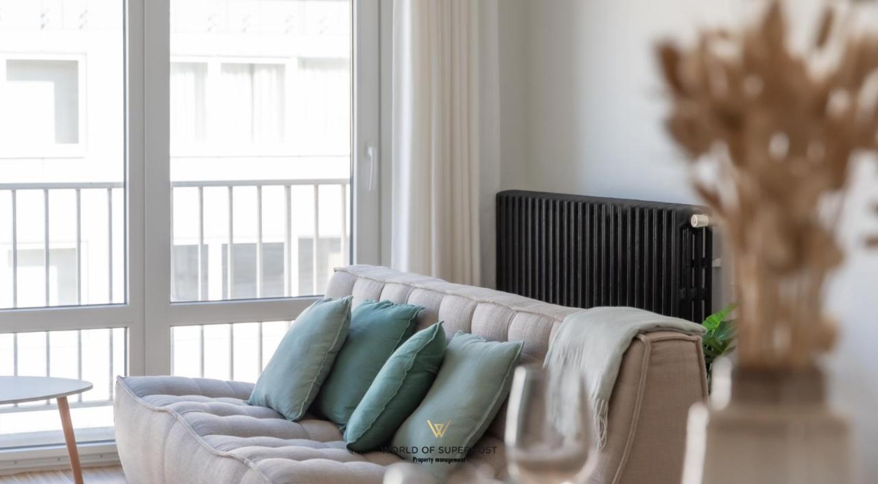 Luxurious Apartment Next To The Sea And City Centre With Free Parking Space Ostende Exterior foto