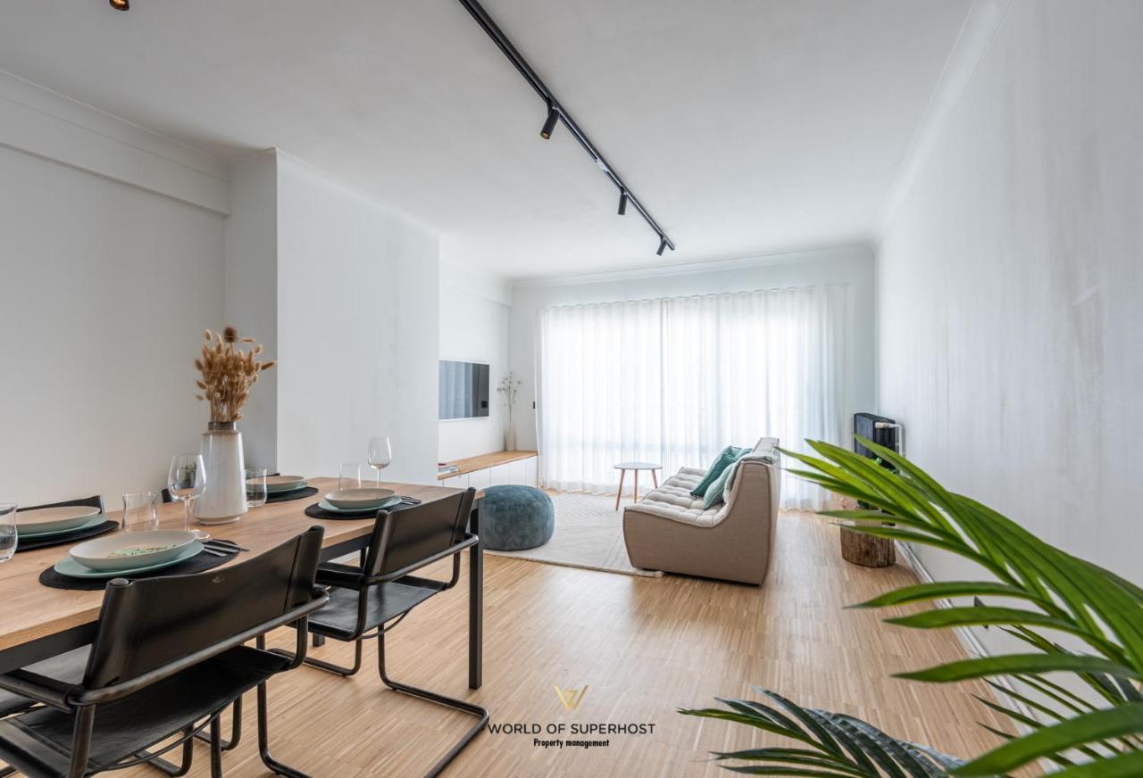 Luxurious Apartment Next To The Sea And City Centre With Free Parking Space Ostende Exterior foto